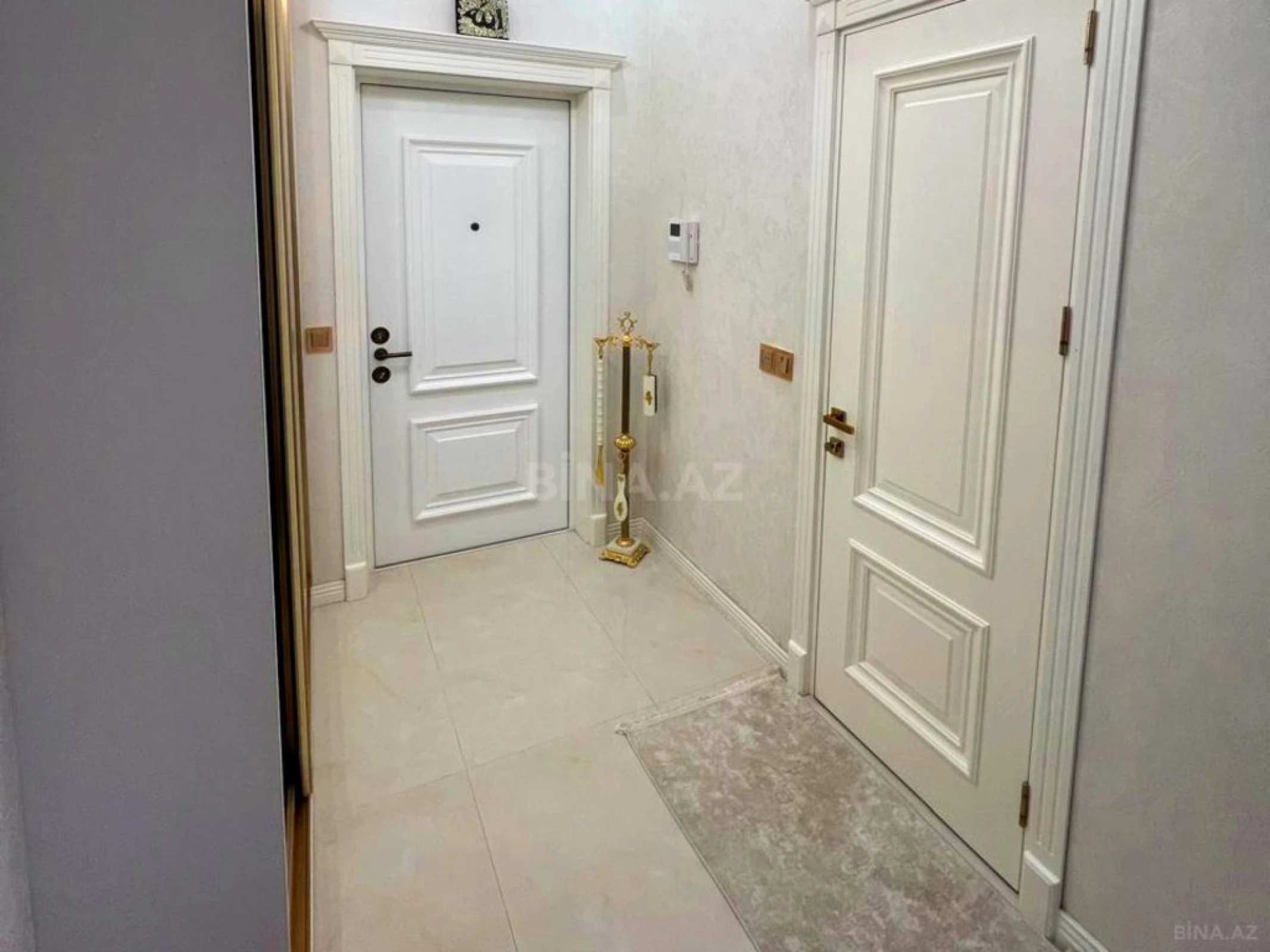 Satılır 3 otaqlı mənzil 90 m²