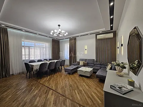 Satılır 10 otaqlı həyət evi 500 m²