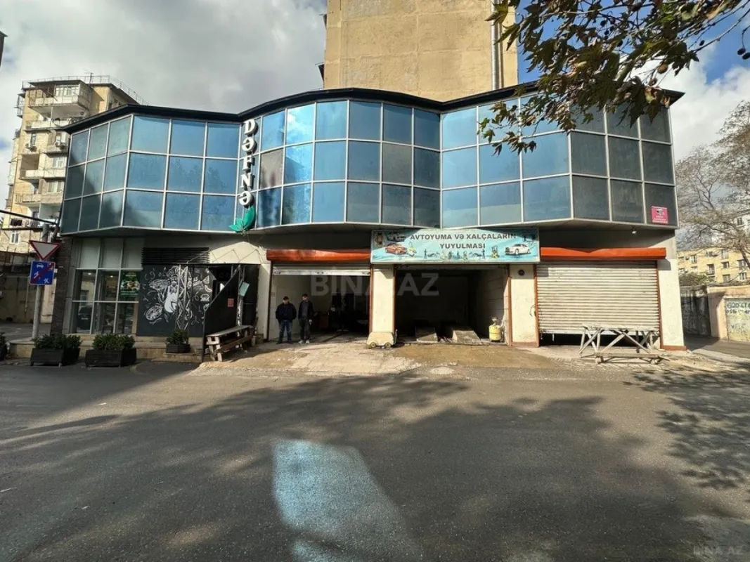 Satılır obyekt 400 m²