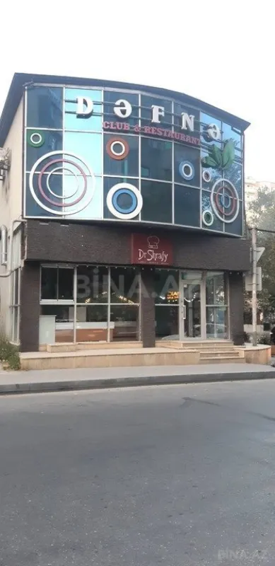 Satılır obyekt 400 m²