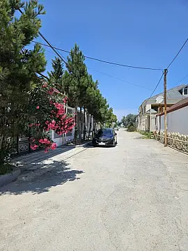 Satılır 6 otaqlı həyət evi 440 m²