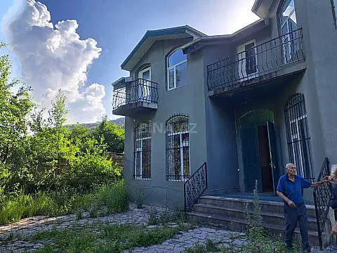 Satılır 3 otaqlı həyət evi 170 m² — Göygöl 3 otaq 170.00 m²