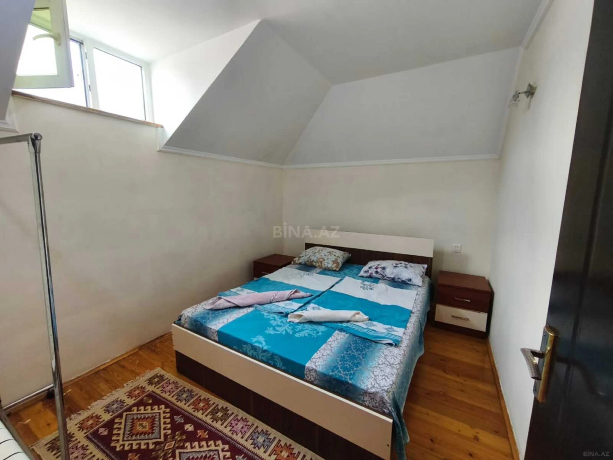 Satılır 8 otaqlı həyət evi 160 m²