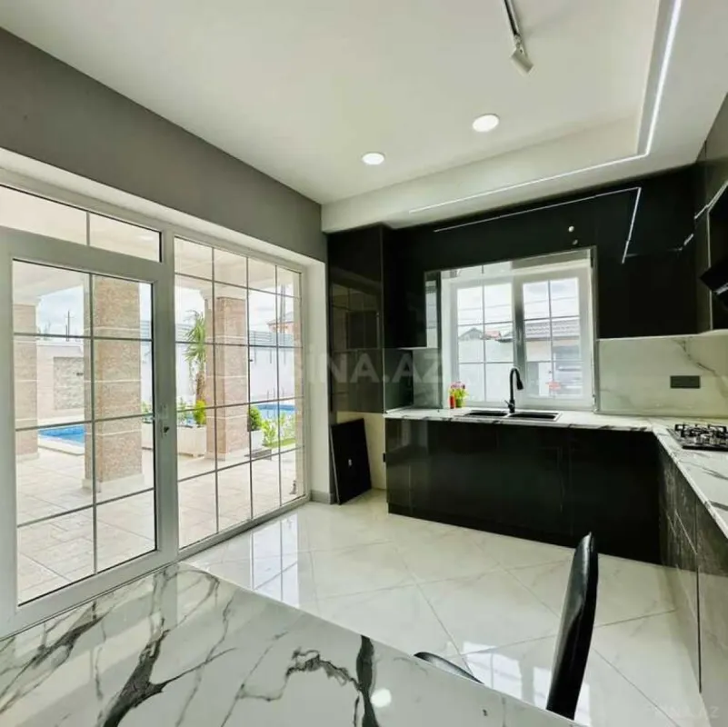 Satılır 4 otaqlı həyət evi 150 m²