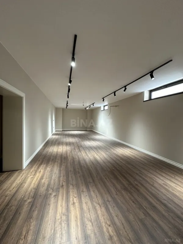 Satılır 7 otaqlı həyət evi 350 m²