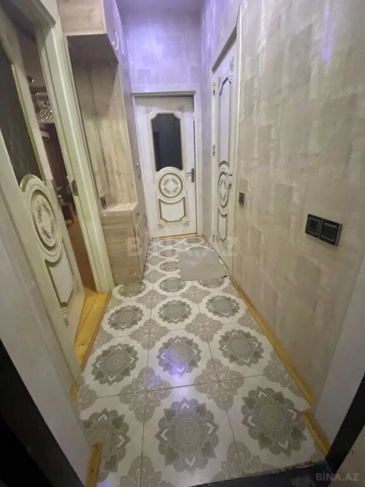 Satılır 2 otaqlı mənzil 55 m²