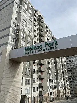 Satılır 3 otaqlı mənzil 76.9 m²
