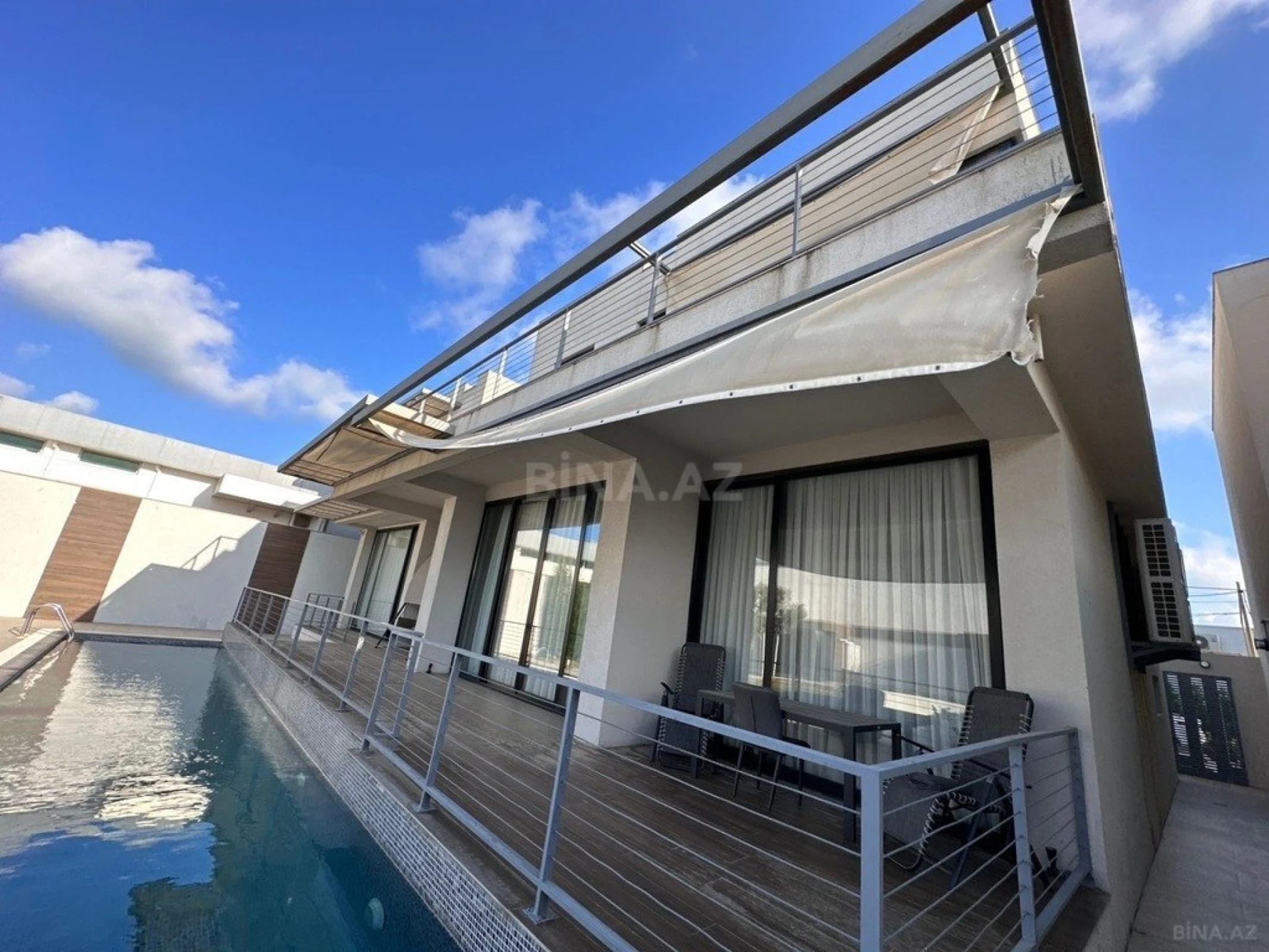 Kirayə verilir 6 otaqlı həyət evi 350 m²