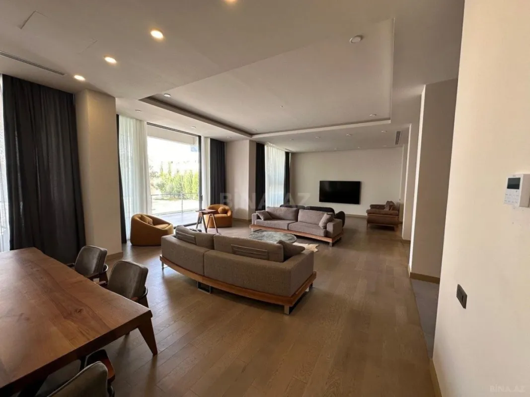 Kirayə verilir 6 otaqlı həyət evi 350 m²