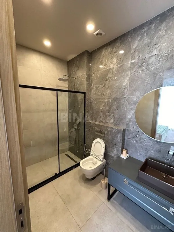 Kirayə verilir 6 otaqlı həyət evi 350 m²