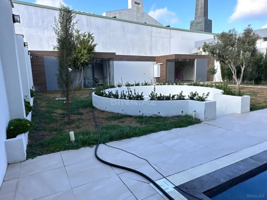 Kirayə verilir 6 otaqlı həyət evi 350 m²