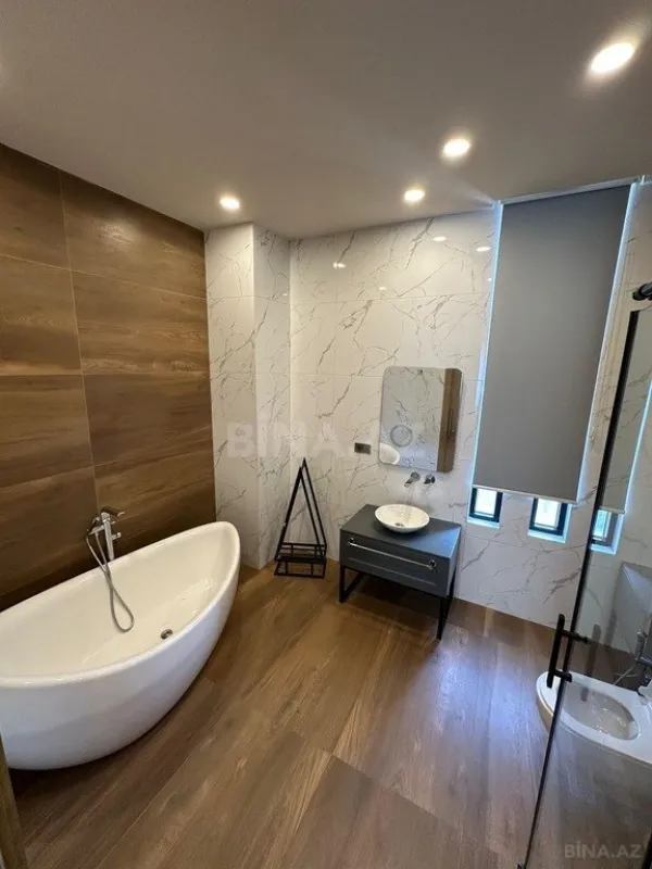 Kirayə verilir 6 otaqlı həyət evi 350 m²