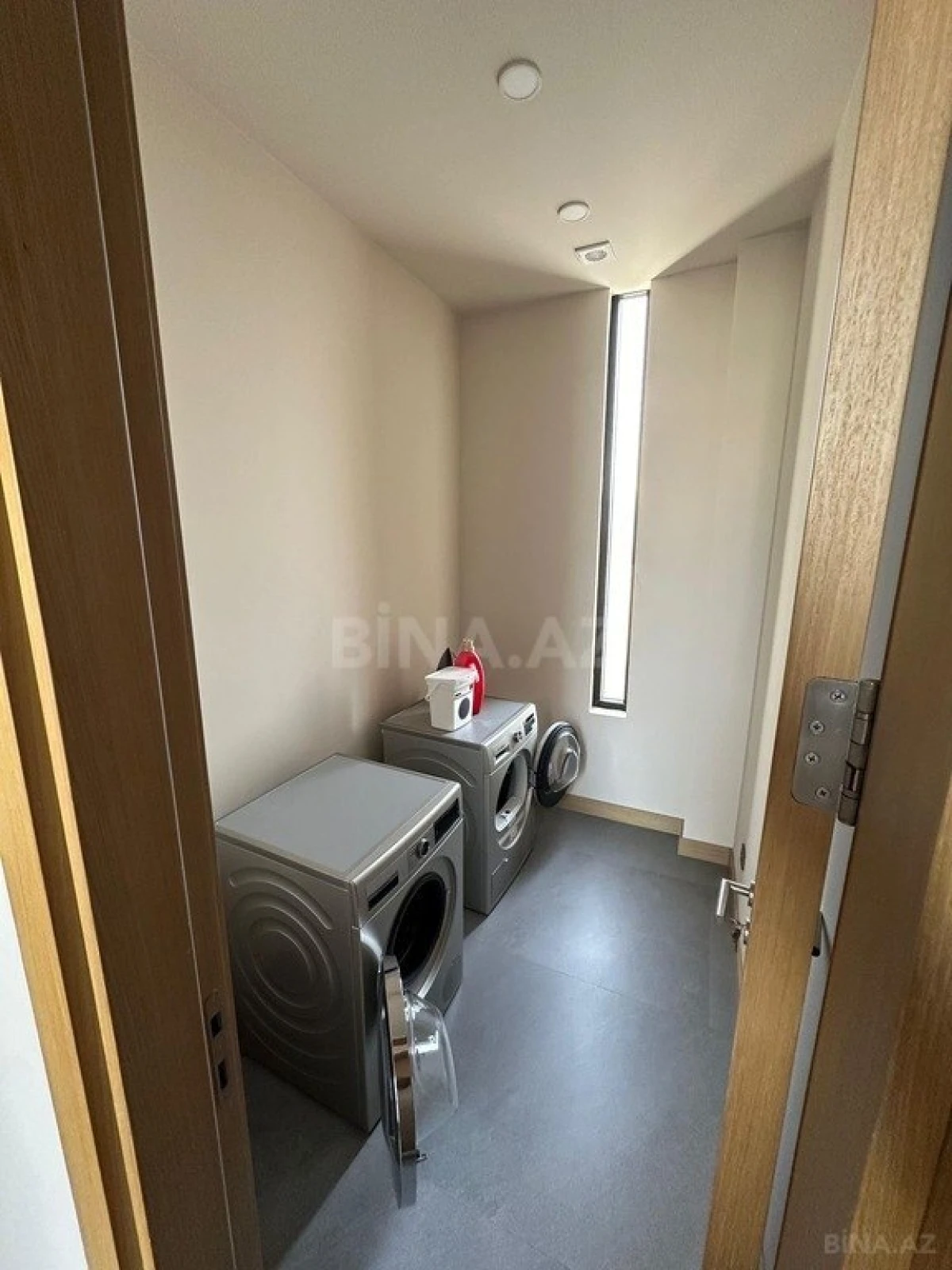 Kirayə verilir 6 otaqlı həyət evi 350 m²