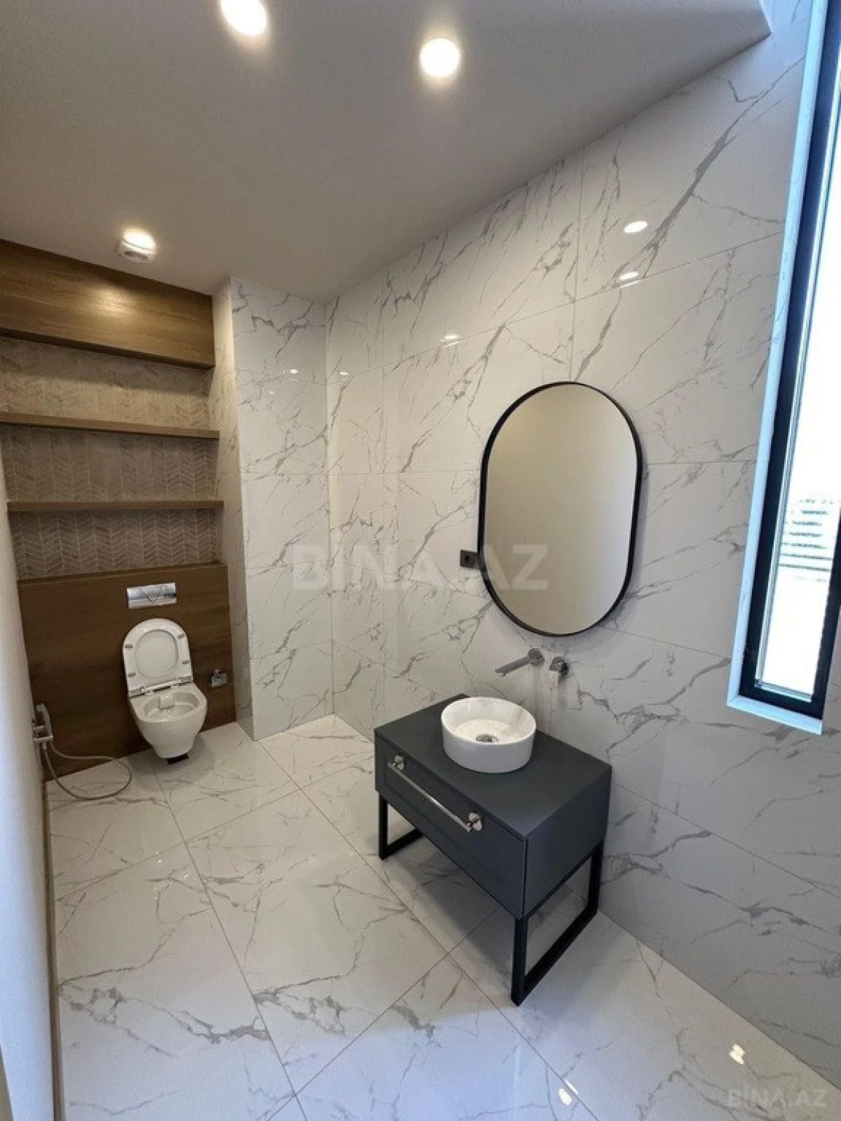 Kirayə verilir 5 otaqlı həyət evi 350 m²