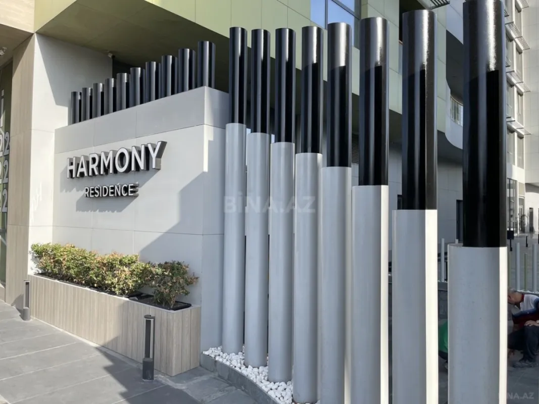 Satılır 4 otaqlı mənzil 248 m²