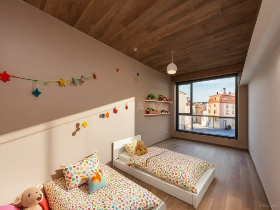 Satılır 4 otaqlı mənzil 248 m²