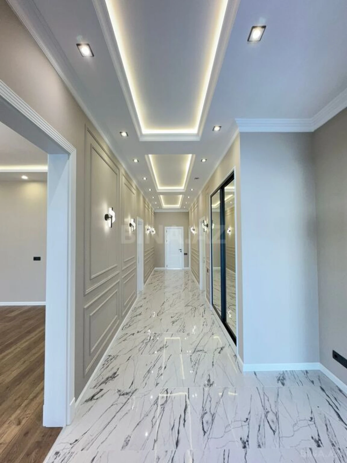 Satılır 5 otaqlı həyət evi 220 m²
