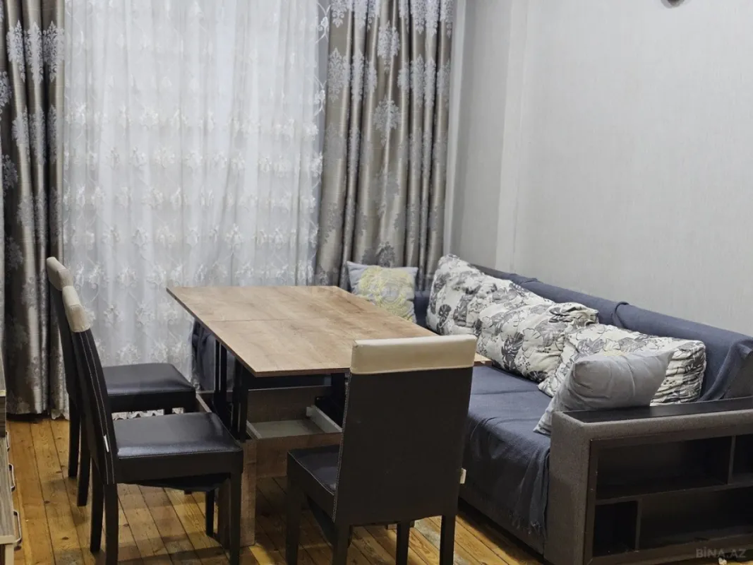 Kirayə verilir 2 otaqlı mənzil 60 m²
