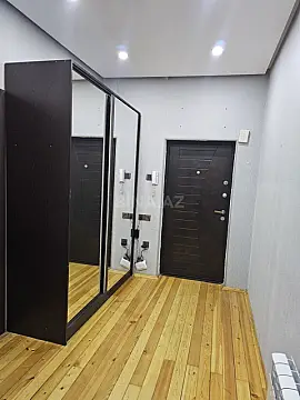 Kirayə verilir 2 otaqlı mənzil 60 m²