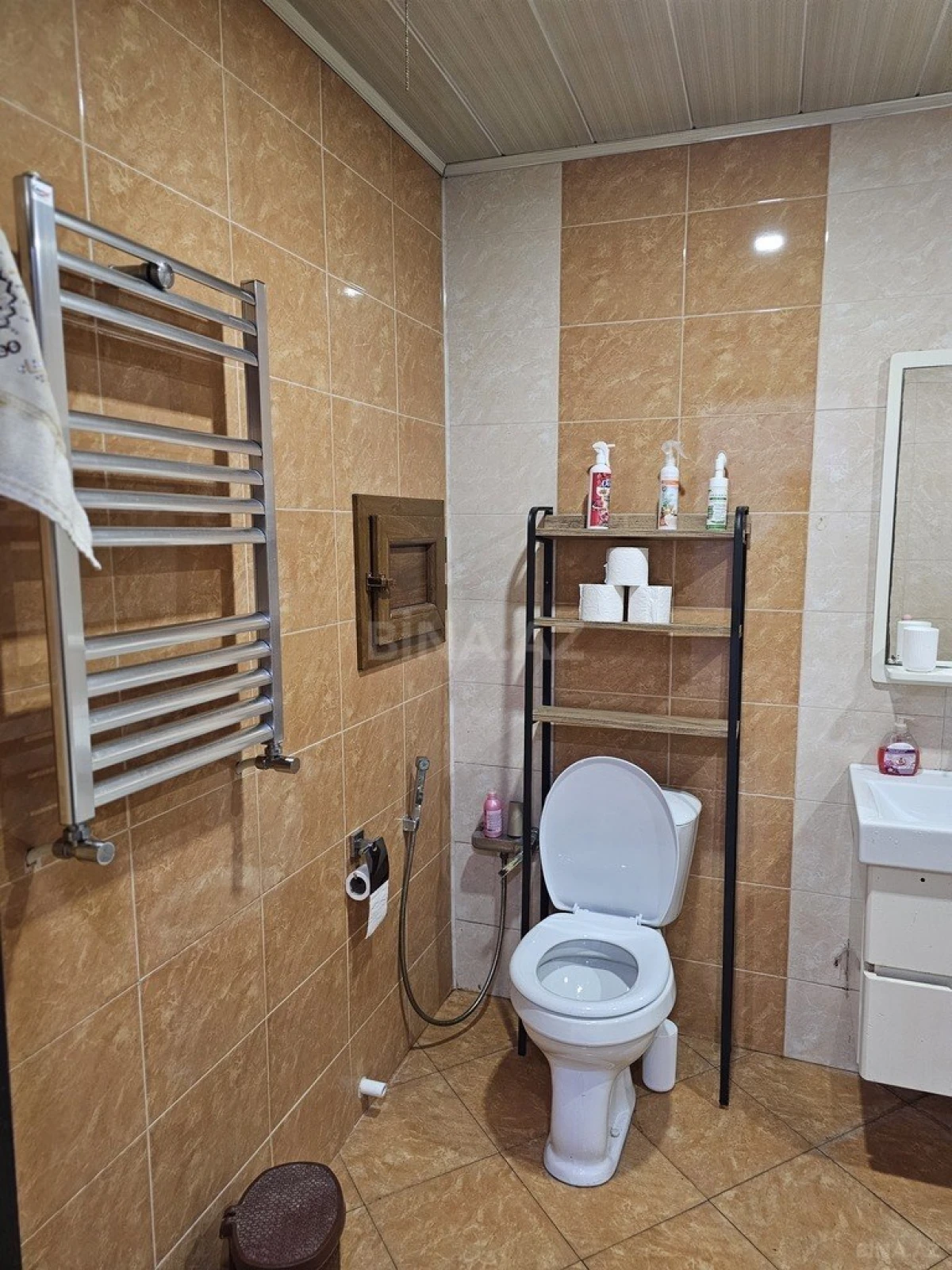 Kirayə verilir 2 otaqlı mənzil 60 m²