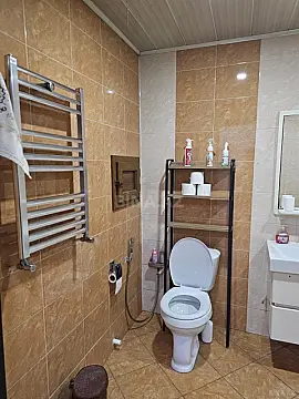 Kirayə verilir 2 otaqlı mənzil 60 m²