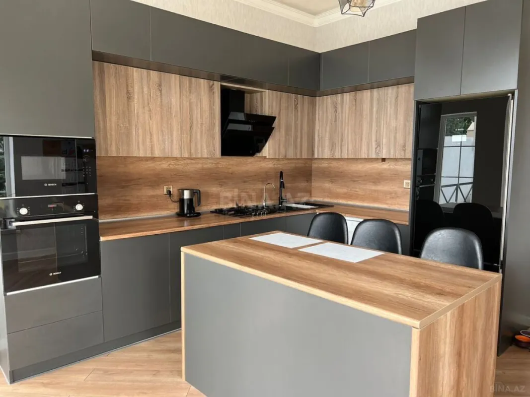 Kirayə verilir 5 otaqlı həyət evi 240 m²