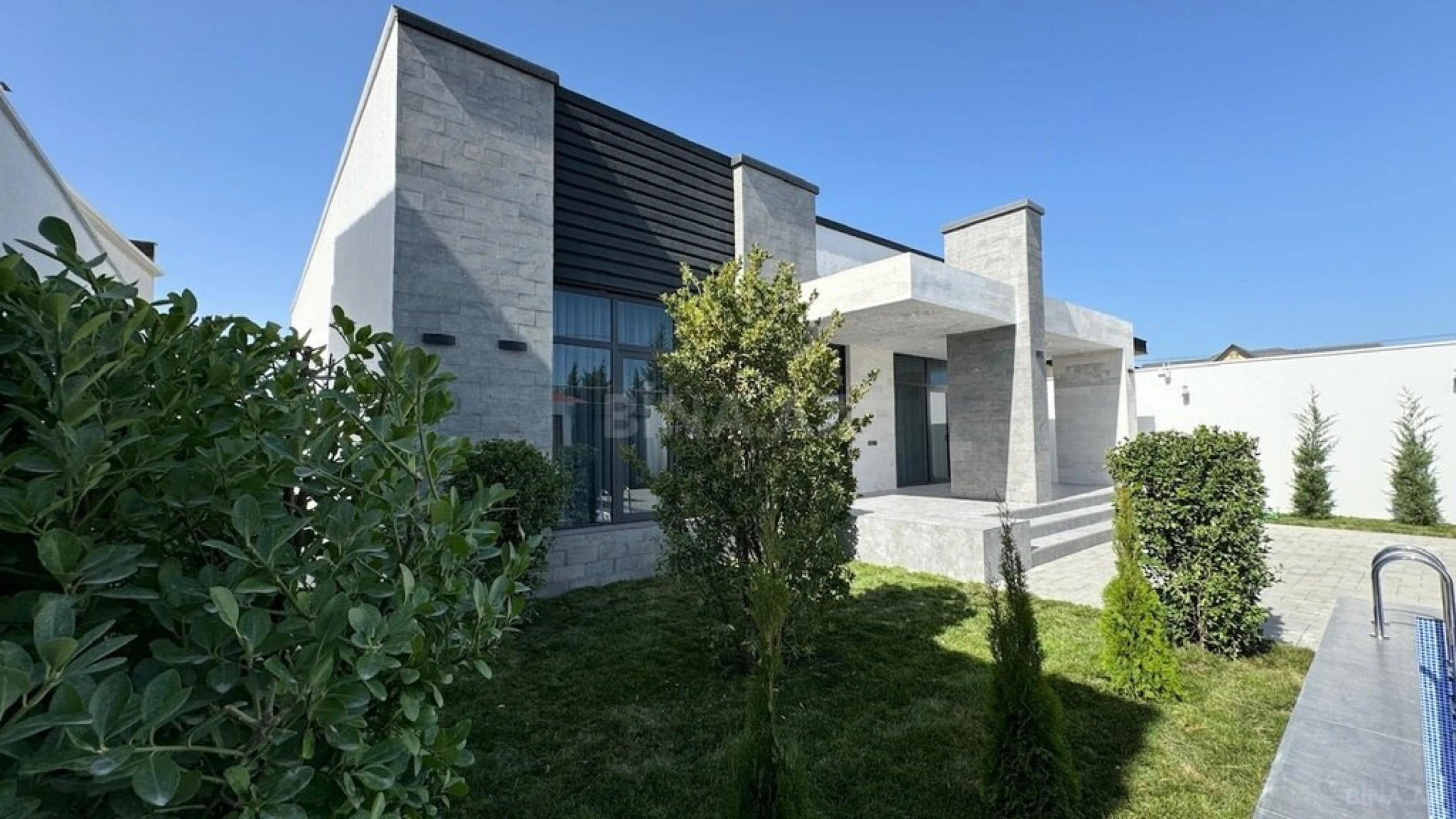 Satılır 4 otaqlı həyət evi 170 m²