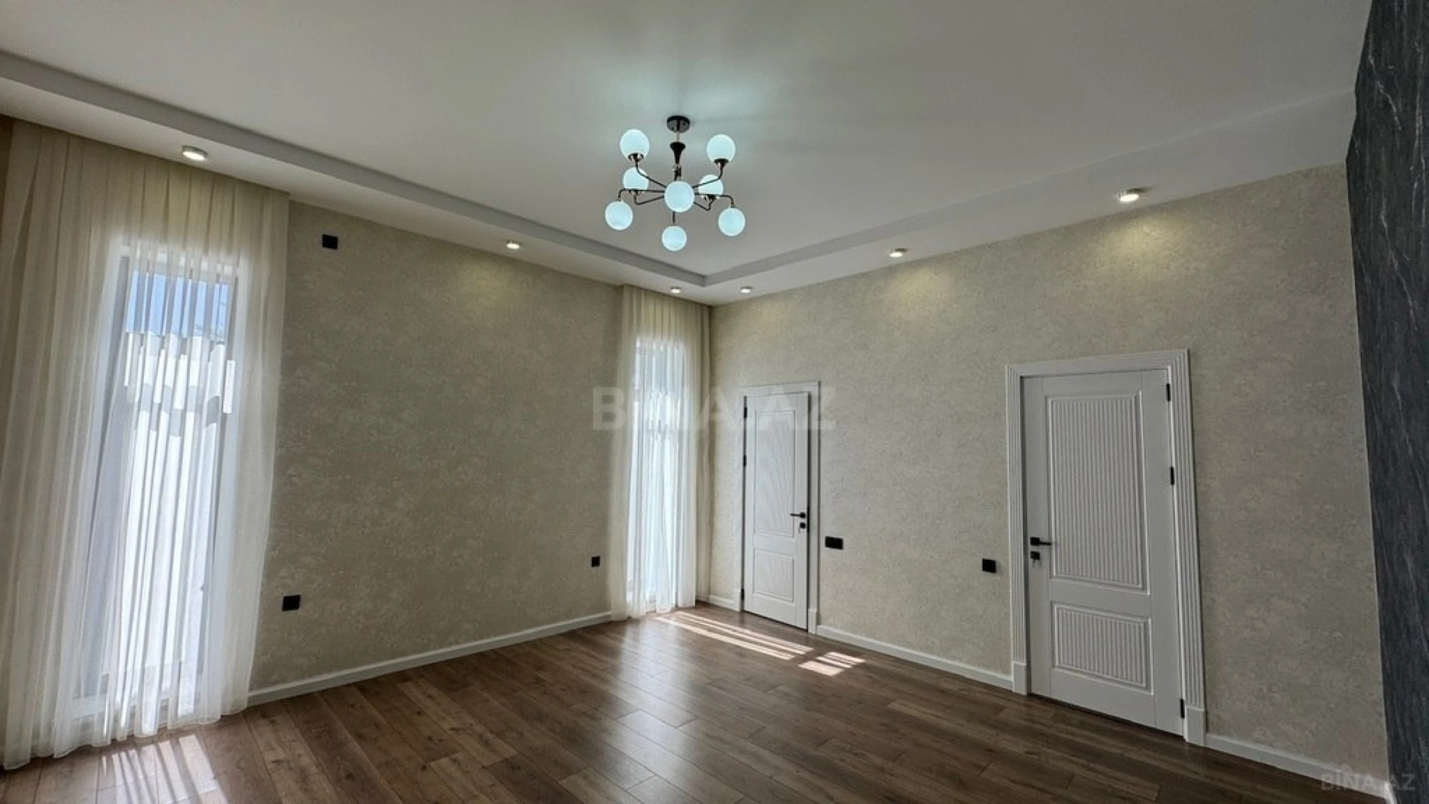 Satılır 4 otaqlı həyət evi 170 m²