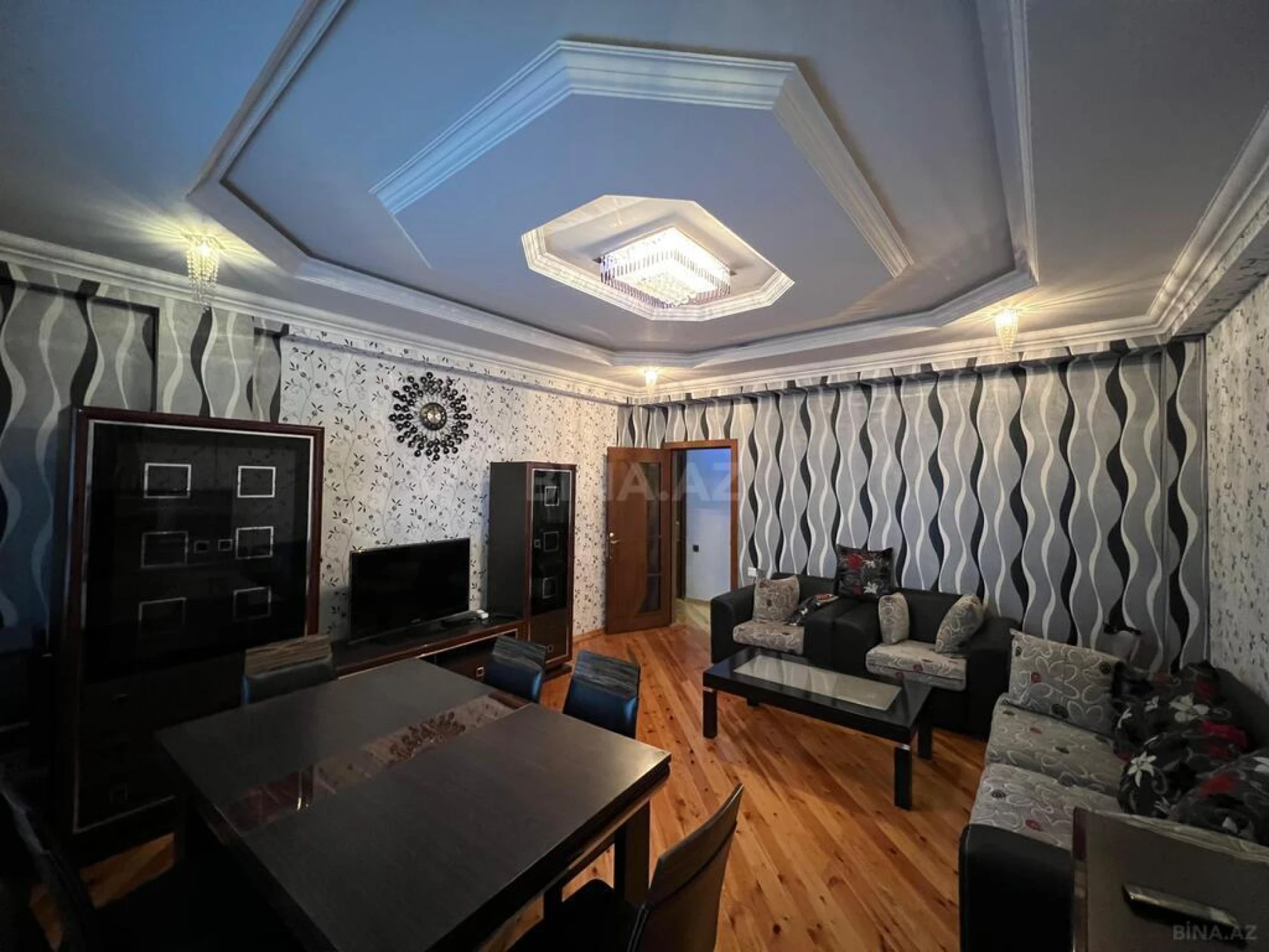 Satılır 3 otaqlı mənzil 88 m²