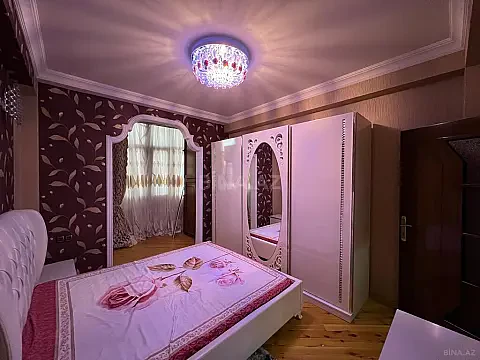 Satılır 3 otaqlı mənzil 88 m²