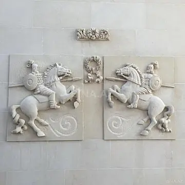 Satılır 12 otaqlı həyət evi 800 m²