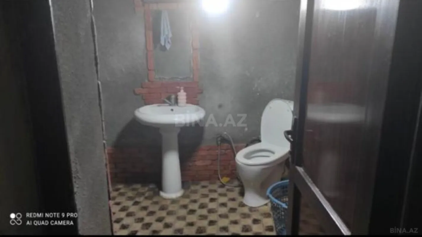 Satılır 6 otaqlı həyət evi 480 m²