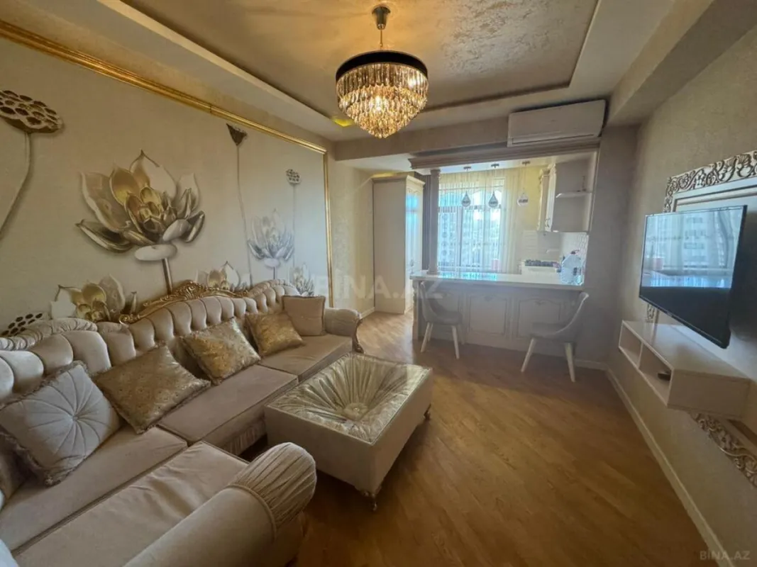 Kirayə verilir 2 otaqlı mənzil 68 m²