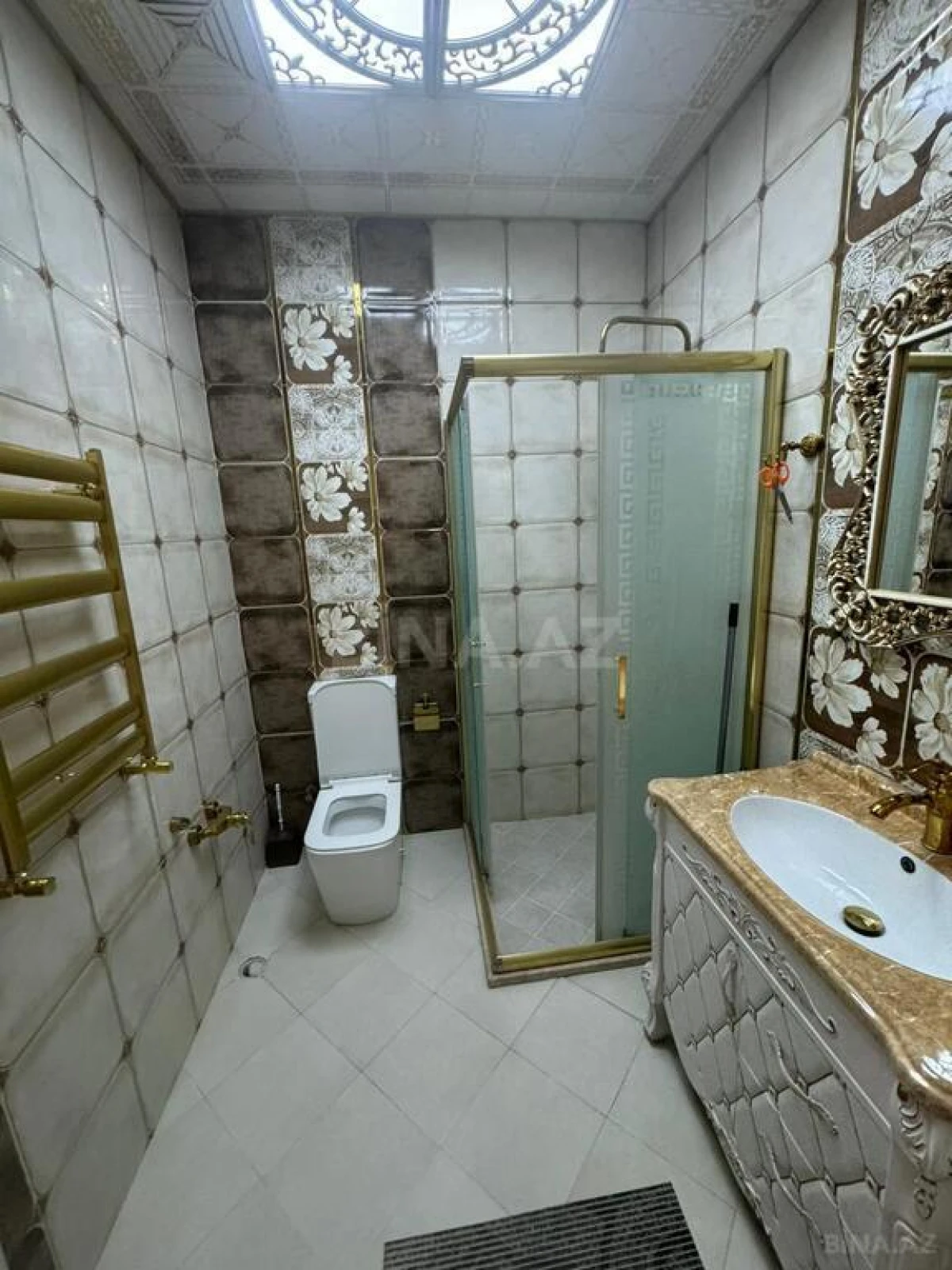 Kirayə verilir 2 otaqlı mənzil 68 m²