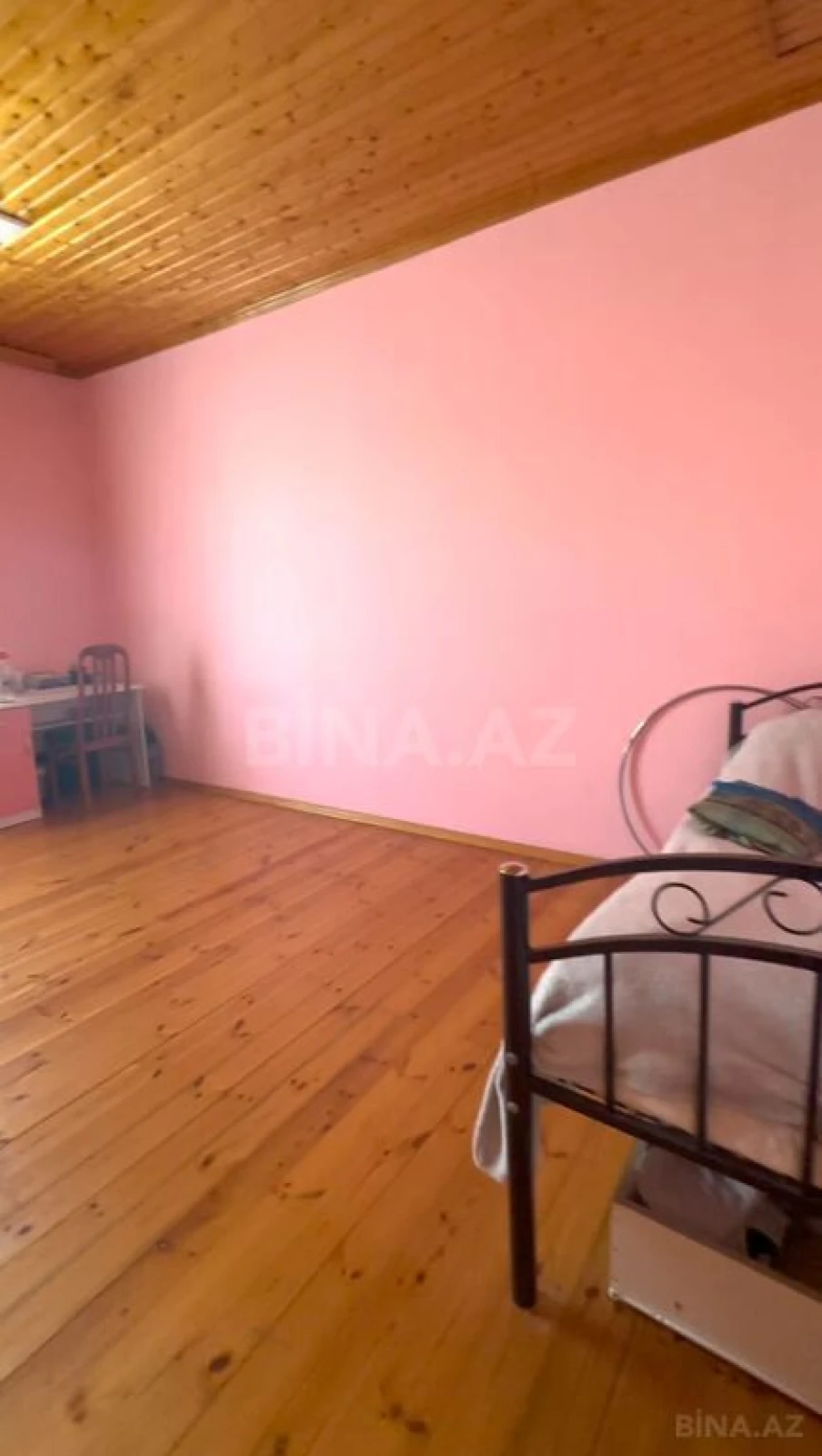 Satılır 4 otaqlı həyət evi 200 m²