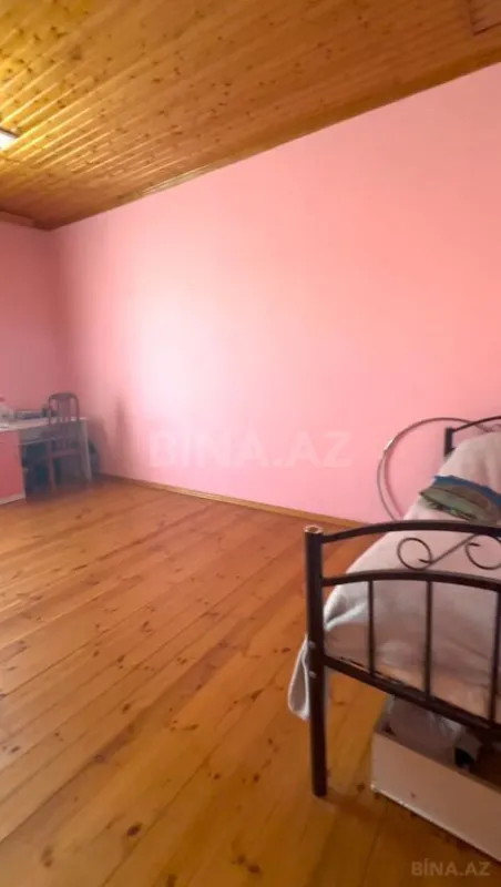 Satılır 4 otaqlı həyət evi 200 m²
