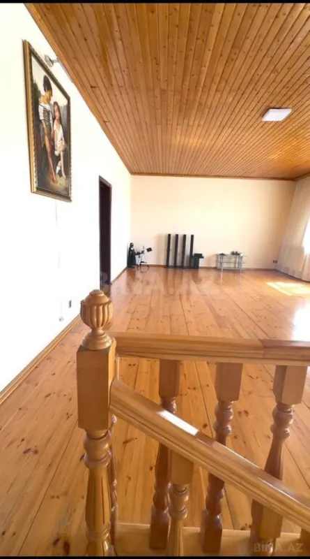 Satılır 4 otaqlı həyət evi 200 m²