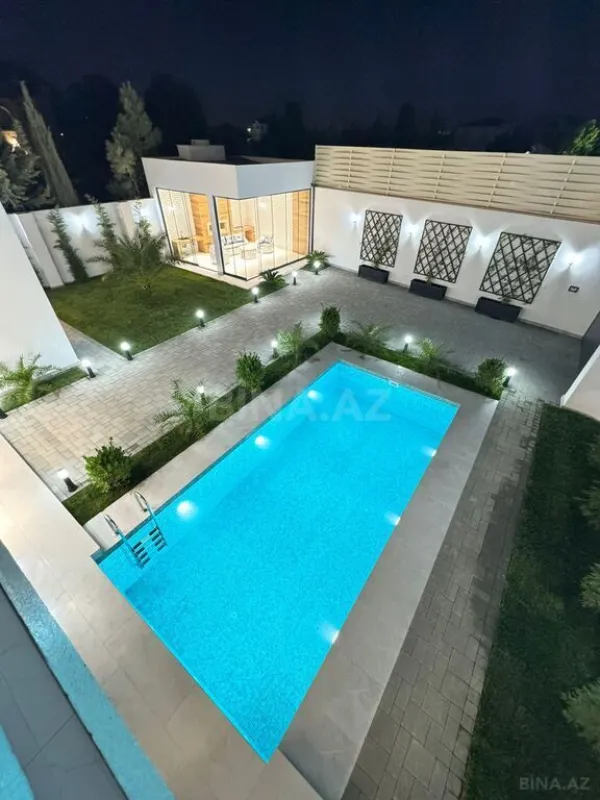Satılır 6 otaqlı həyət evi 300 m²