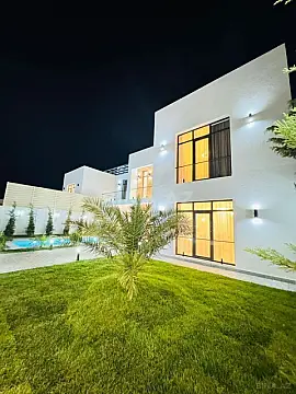 Satılır 6 otaqlı həyət evi 300 m²