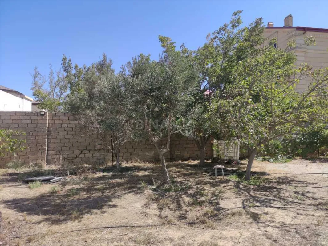 Satılır 6 otaqlı həyət evi 234 m²