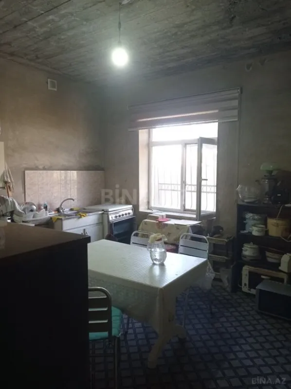 Satılır 6 otaqlı həyət evi 234 m²