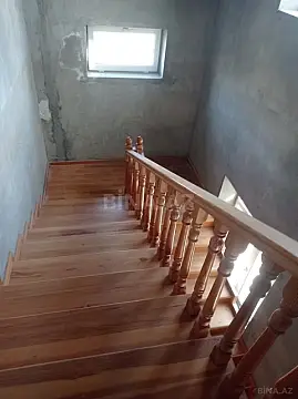 Satılır 6 otaqlı həyət evi 234 m²