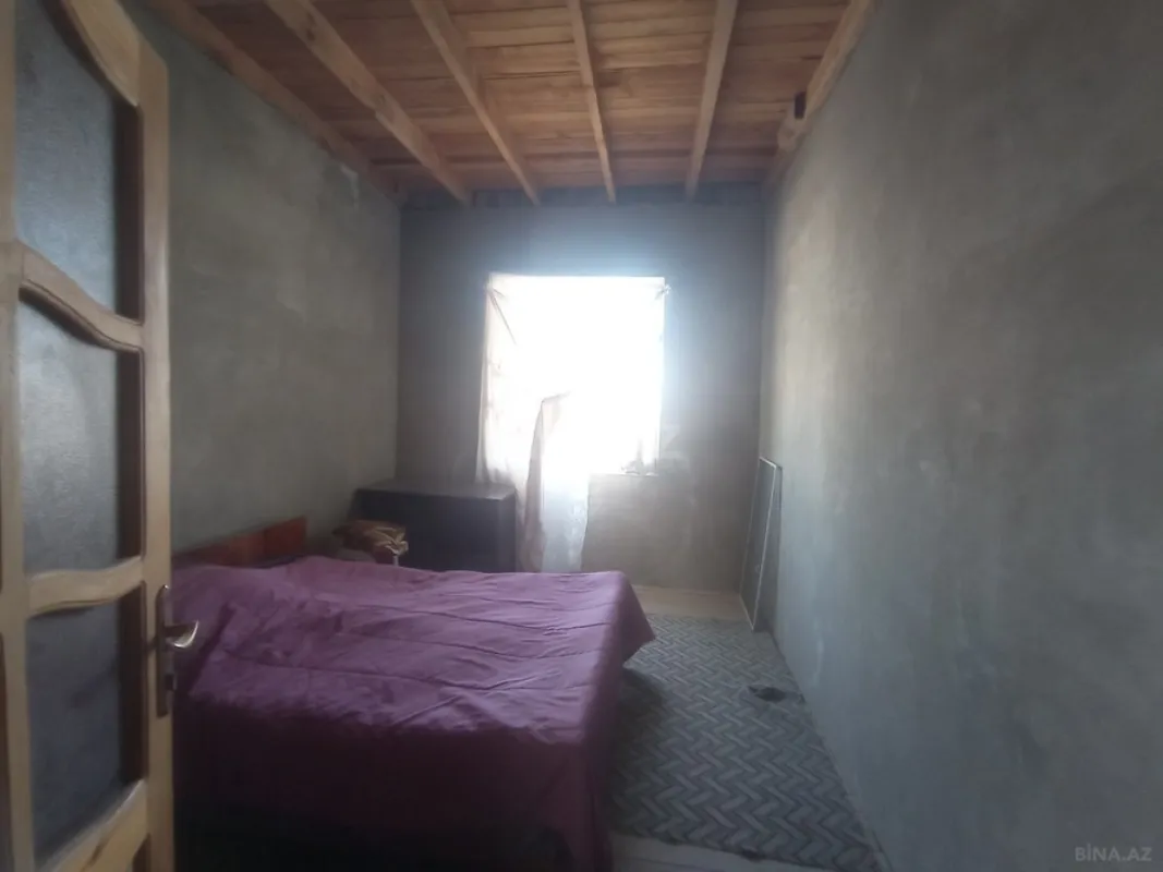 Satılır 6 otaqlı həyət evi 234 m²