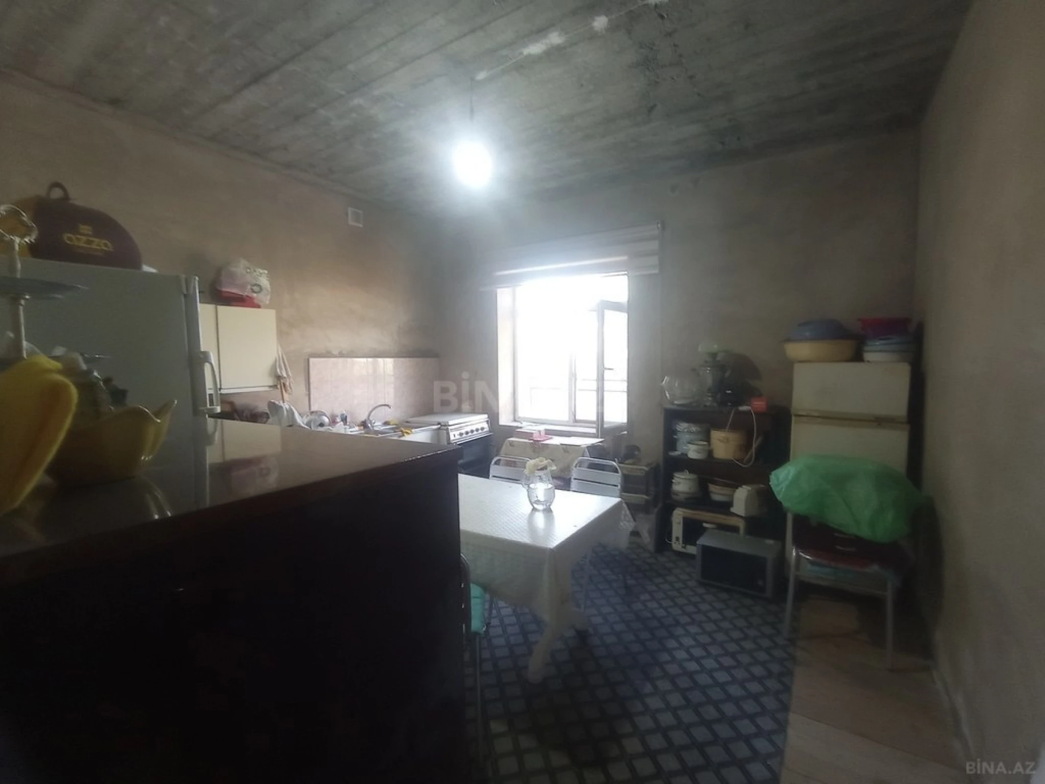 Satılır 6 otaqlı həyət evi 234 m²