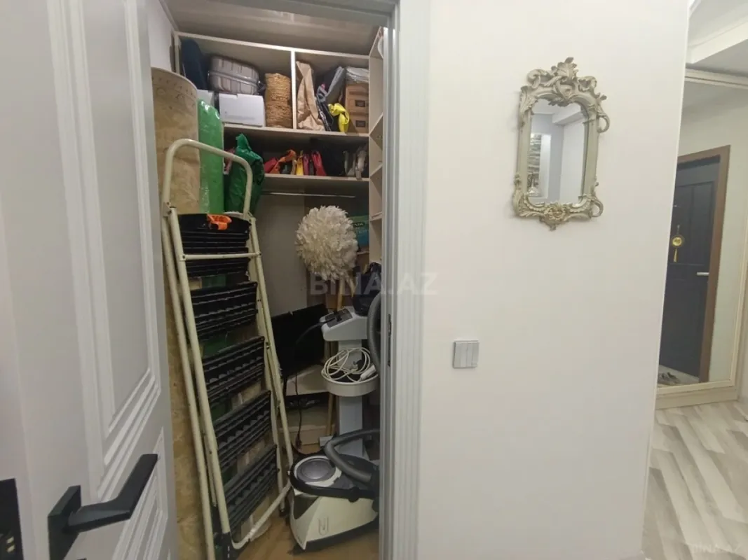 Satılır 3 otaqlı mənzil 115 m²