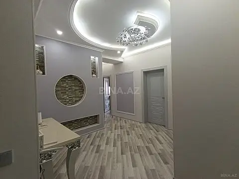 Satılır 3 otaqlı mənzil 115 m²