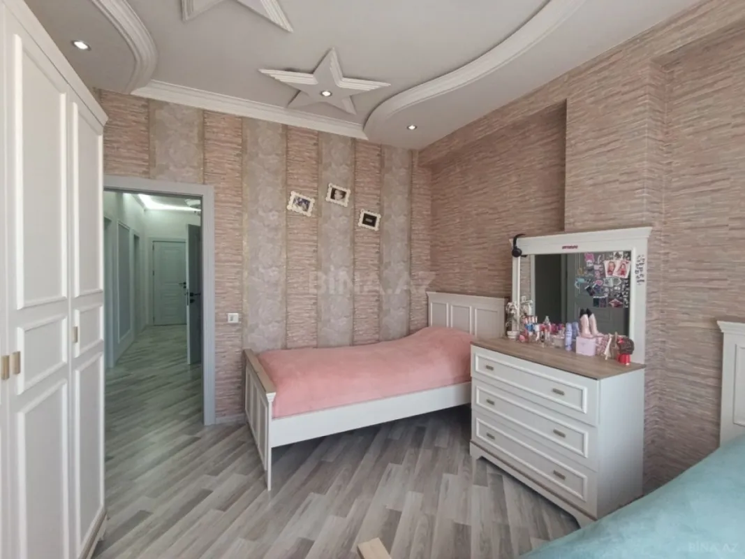 Satılır 3 otaqlı mənzil 115 m²