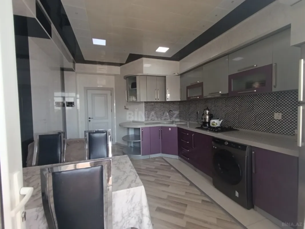Satılır 3 otaqlı mənzil 115 m²