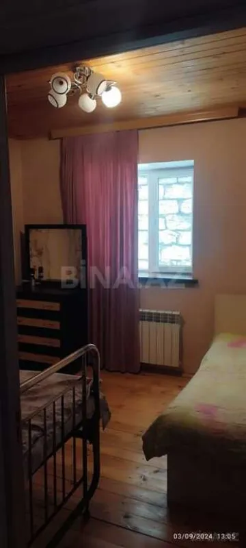Satılır 6 otaqlı həyət evi 180 m²