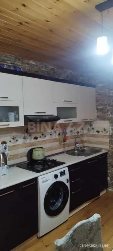 Satılır 6 otaqlı həyət evi 180 m²